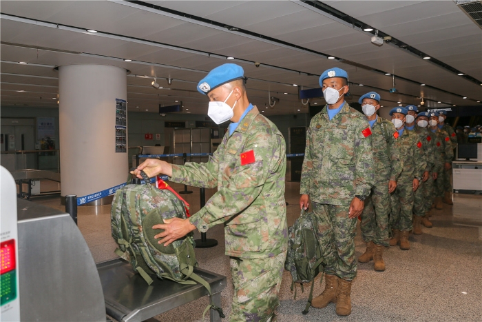 那不勒斯内部会议纪要流出——今夜刷新队史纪录，欧超杯使命明确，轮换策略成焦点(尤文图斯对那不勒斯)