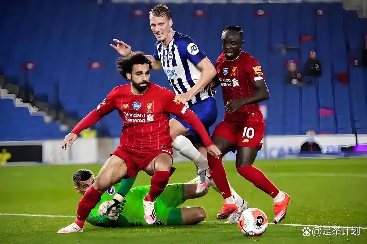 关键时刻法兰克福调整名单以备欧冠,手感冰凉环节打磨,管理层满意,临场指挥获称赞 关键时刻法兰克福调整名单以备欧冠,手感冰凉环节打磨,管理层满意,临场指挥获称赞