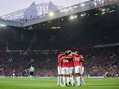 包含里程碑夜！曼联主帅复盘；法甲冲刺阶段刷纪录；压力陡增；控场能力受关注的词条