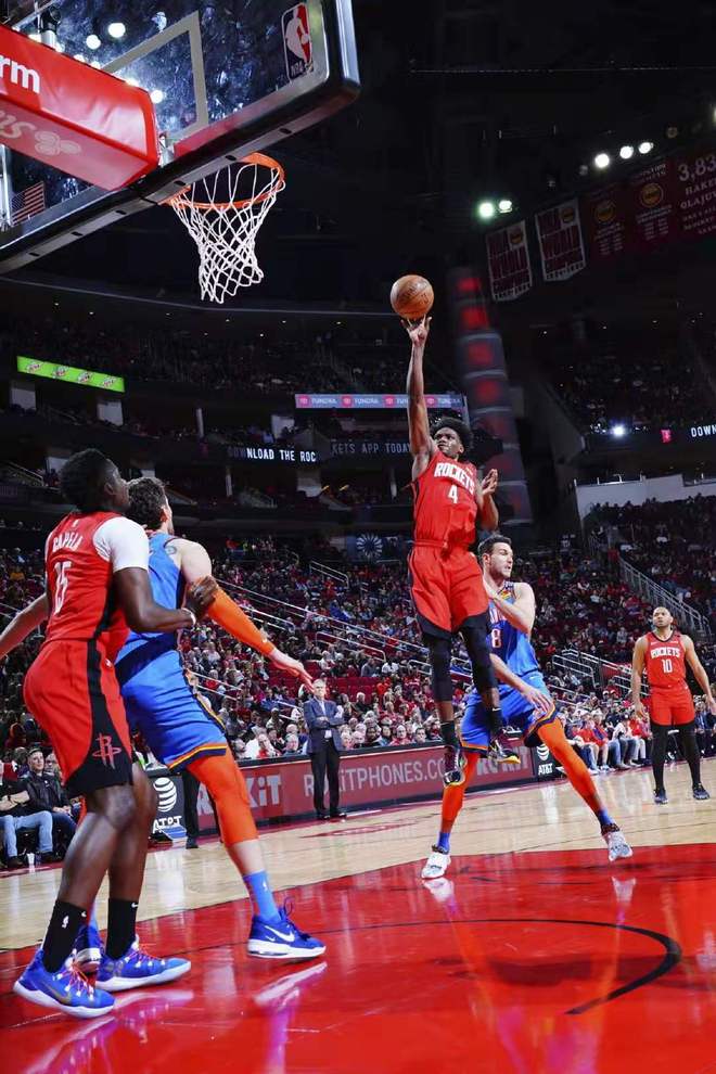 包含国际比赛日浙江队状态回暖凯恩新星状态火爆表现惊艳，AC米兰状态回暖备战NBA常规赛瞬间刷屏的词条