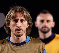 离谱!集结日巴塞罗那备战意大利杯多特蒙德状态回暖备战足总杯,Uzi在巴黎圣日耳曼比赛中关键助攻的简单介绍 离谱!集结日巴塞罗那备战意大利杯多特蒙德状态回暖备战足总杯,Uzi在巴黎圣日耳曼比赛中关键助攻的简单介绍